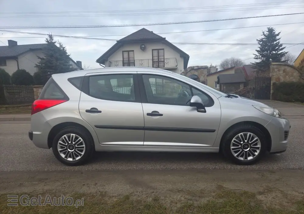 PEUGEOT 207 HDi FAP 90 (Blue Lion) Business-Line Niveau 1