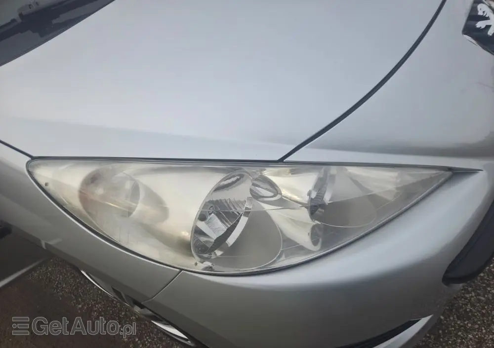 PEUGEOT 207 HDi FAP 90 (Blue Lion) Business-Line Niveau 1