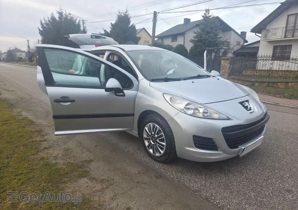 PEUGEOT 207 HDi FAP 90 (Blue Lion) Business-Line Niveau 1