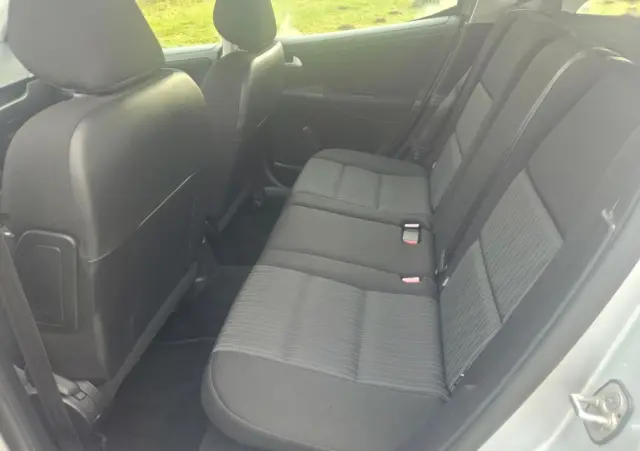 PEUGEOT 207 HDi FAP 90 (Blue Lion) Business-Line Niveau 1