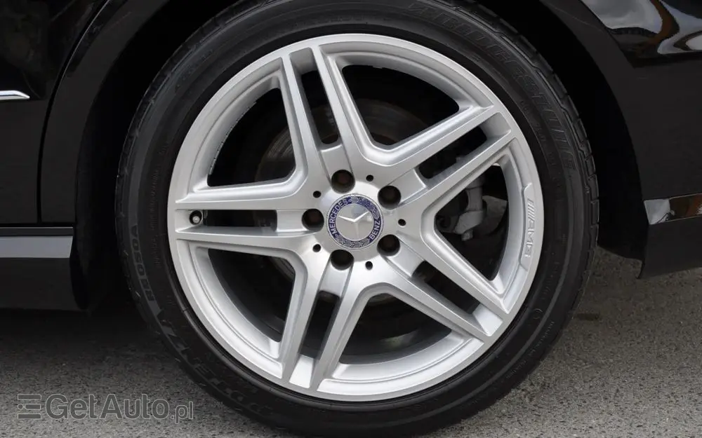 MERCEDES-BENZ Klasa E 250 CDI 4-Matic BlueEff Avantgarde