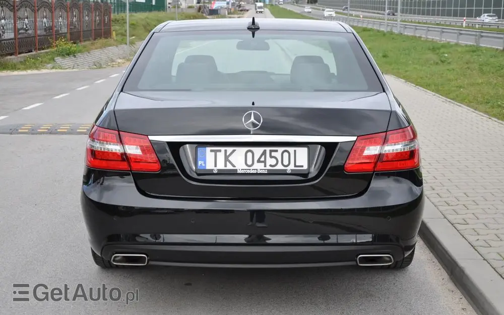 MERCEDES-BENZ Klasa E 250 CDI 4-Matic BlueEff Avantgarde