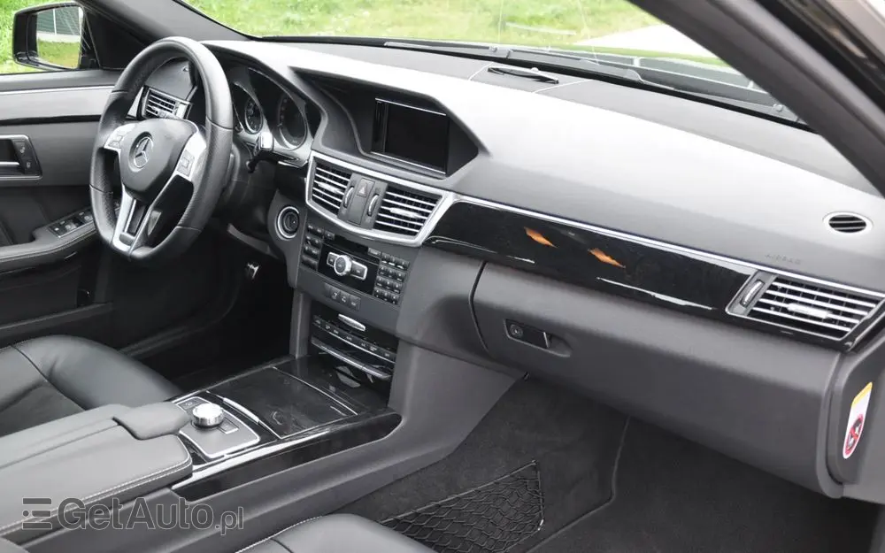 MERCEDES-BENZ Klasa E 250 CDI 4-Matic BlueEff Avantgarde