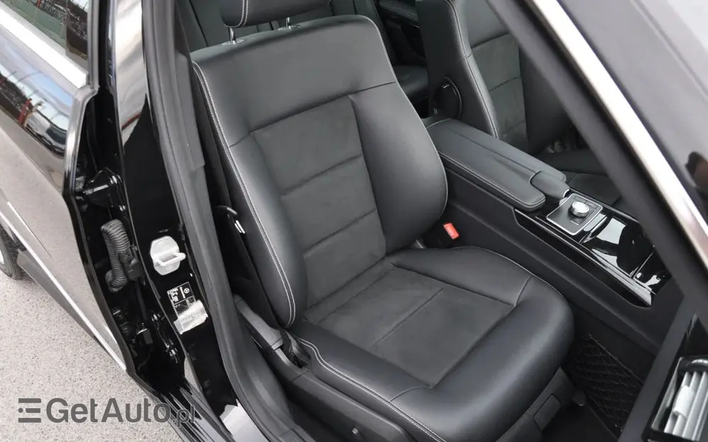 MERCEDES-BENZ Klasa E 250 CDI 4-Matic BlueEff Avantgarde
