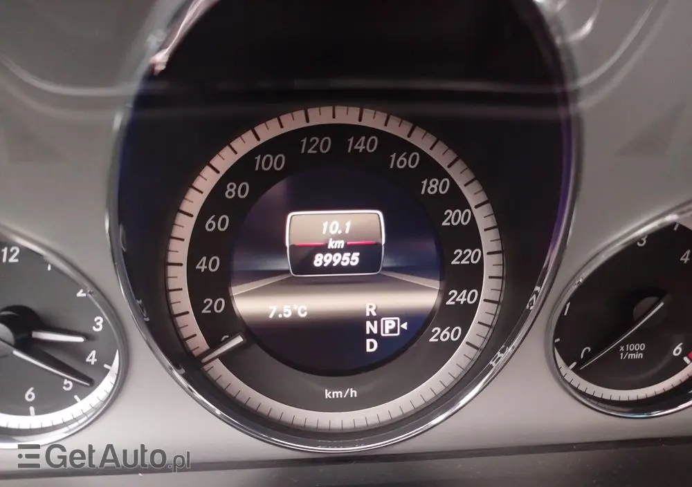 MERCEDES-BENZ Klasa E 250 CDI 4-Matic BlueEff Avantgarde