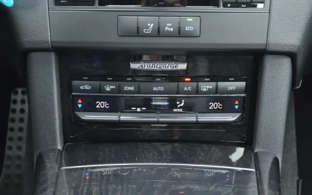 MERCEDES-BENZ Klasa E 250 CDI 4-Matic BlueEff Avantgarde