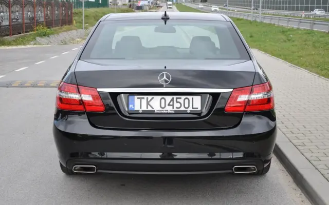 MERCEDES-BENZ Klasa E 250 CDI 4-Matic BlueEff Avantgarde