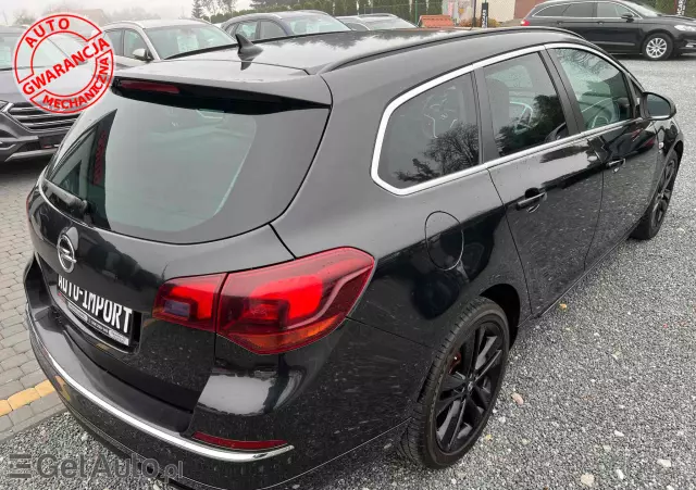 OPEL Astra 1.4 Turbo Sports Tourer Design Edition