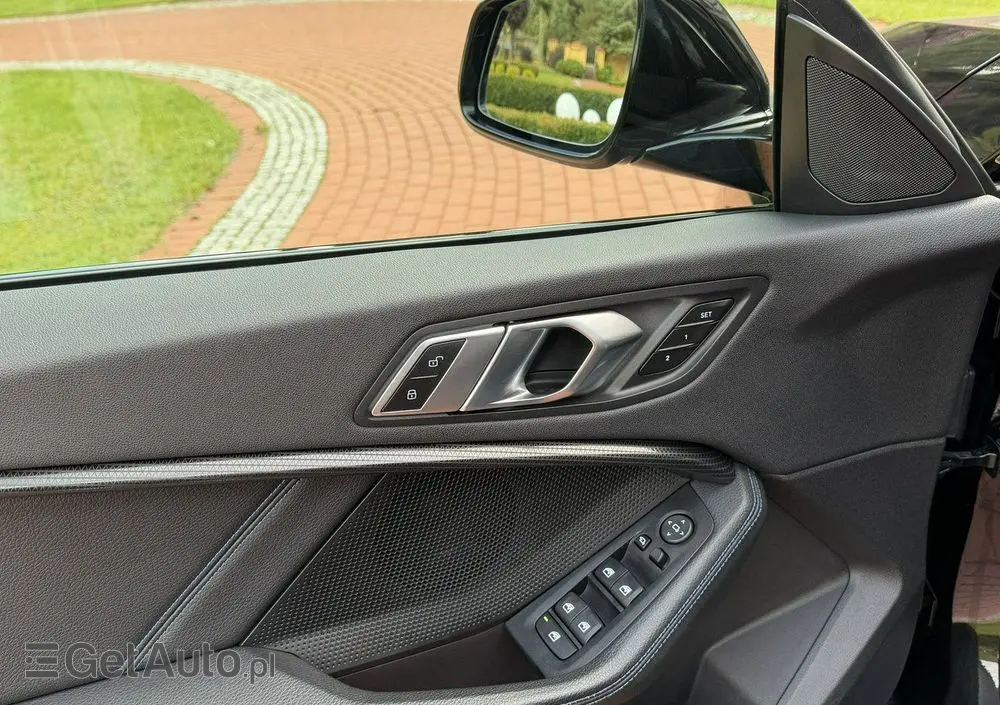 BMW Seria 2 220d xDrive M Sport sport