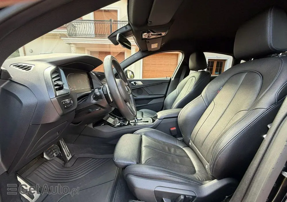 BMW Seria 2 220d xDrive M Sport sport