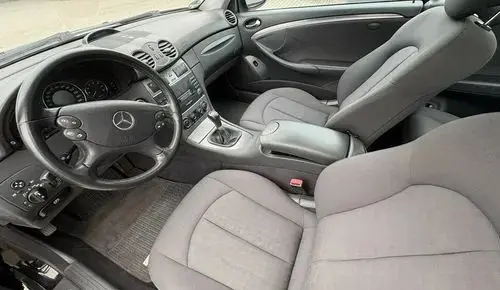MERCEDES-BENZ CLK 