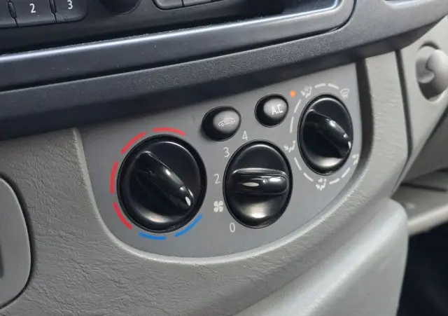 NISSAN Primastar L1H1 (6-Si.) pro