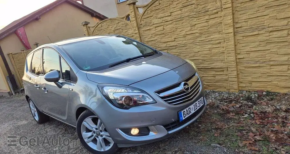 OPEL Meriva 1.4 T Cosmo