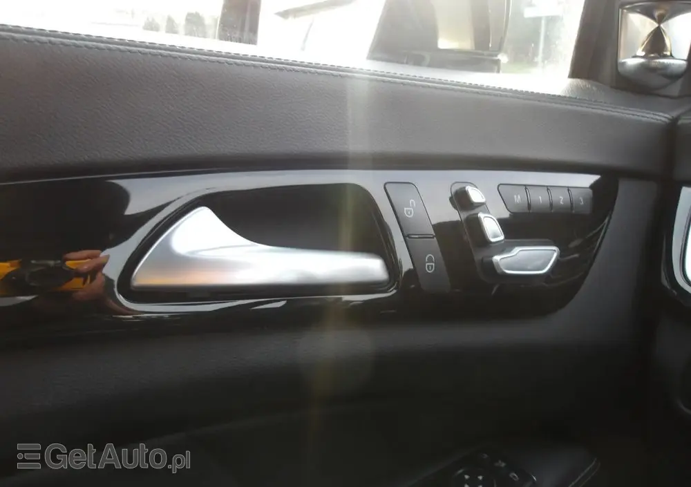 MERCEDES-BENZ CLS 350 BlueTEC 4-Matic