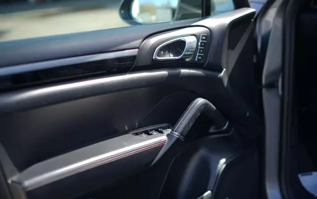 PORSCHE Cayenne Diesel