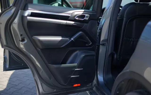 PORSCHE Cayenne Diesel