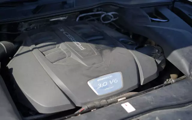 PORSCHE Cayenne Diesel