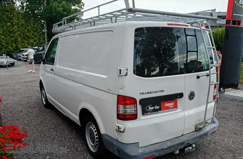 VOLKSWAGEN TRANSPORTER 
