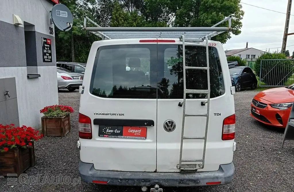 VOLKSWAGEN TRANSPORTER 
