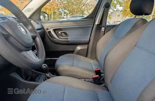 SKODA Roomster 