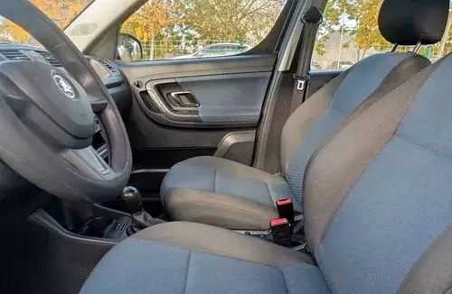 SKODA Roomster 