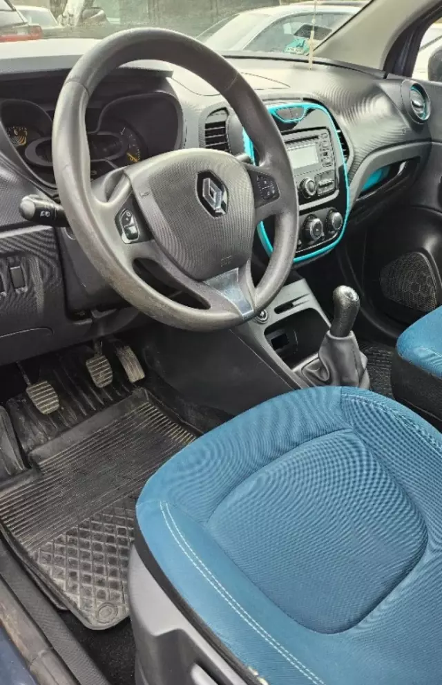 RENAULT Captur 