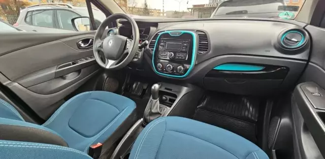 RENAULT Captur 