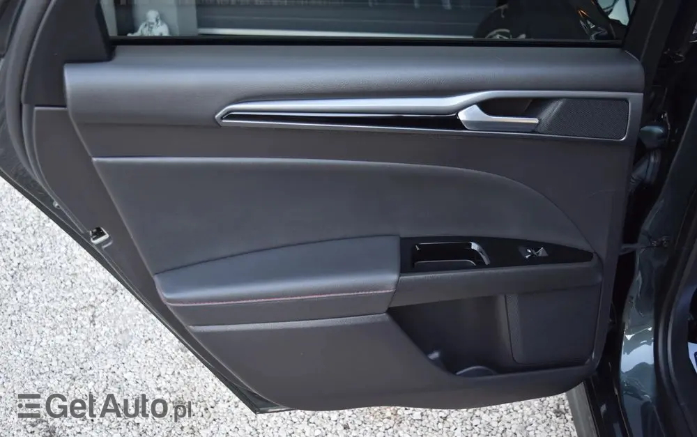 FORD Mondeo SW 2.0 EcoBoost S&S Autom ST-Line