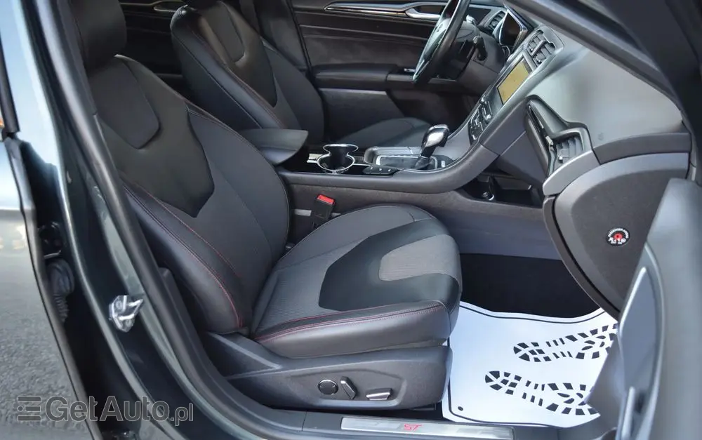 FORD Mondeo SW 2.0 EcoBoost S&S Autom ST-Line