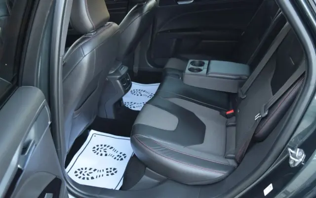 FORD Mondeo SW 2.0 EcoBoost S&S Autom ST-Line