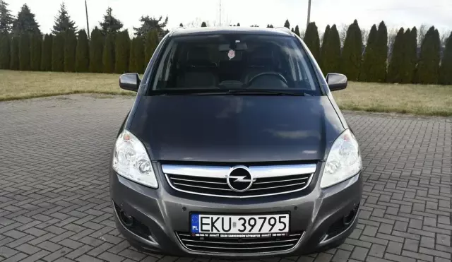 OPEL Zafira 