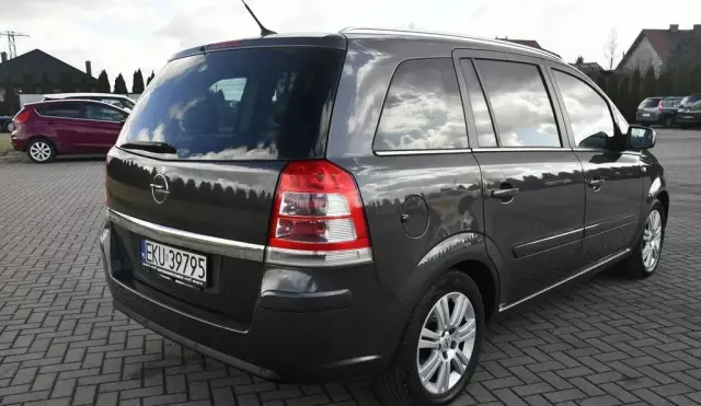 OPEL Zafira 