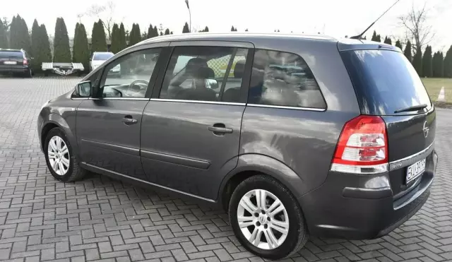 OPEL Zafira 
