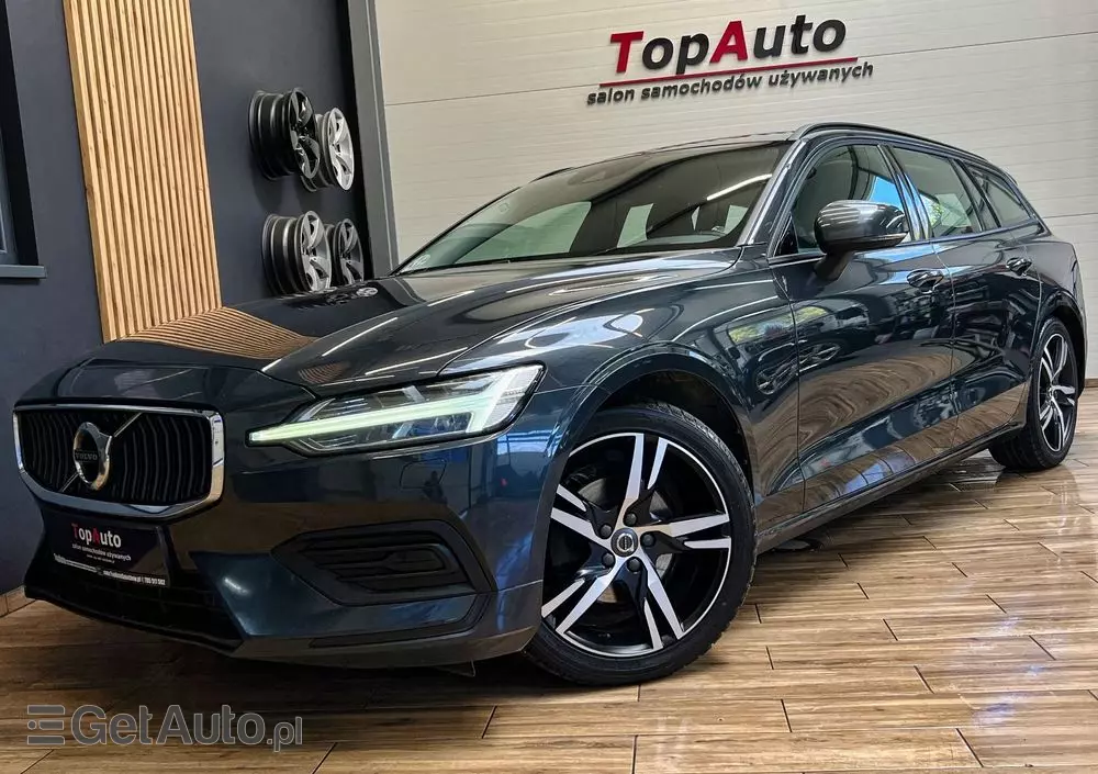 VOLVO V60 D4 Momentum