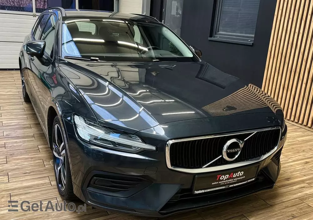 VOLVO V60 D4 Momentum