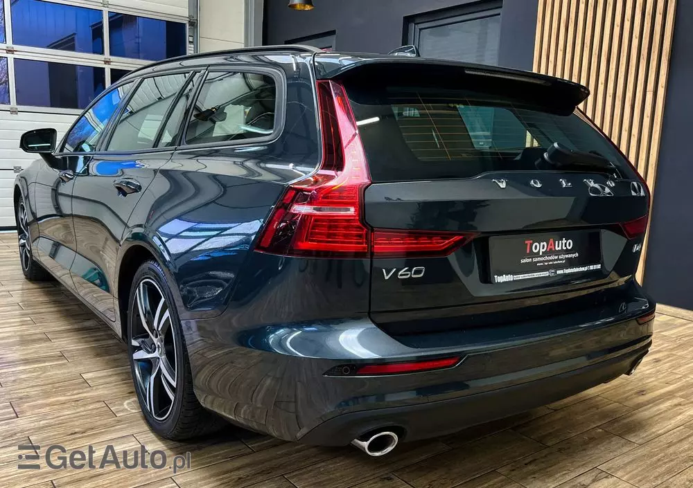 VOLVO V60 D4 Momentum