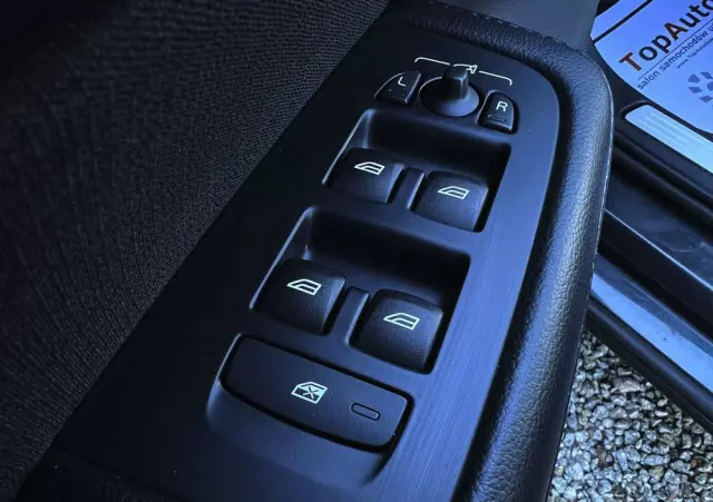 VOLVO V60 D4 Momentum