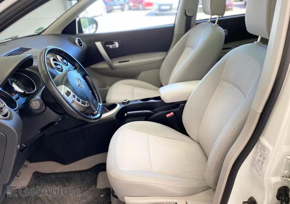 NISSAN Qashqai 1.6 dCi 4x4 Tekna