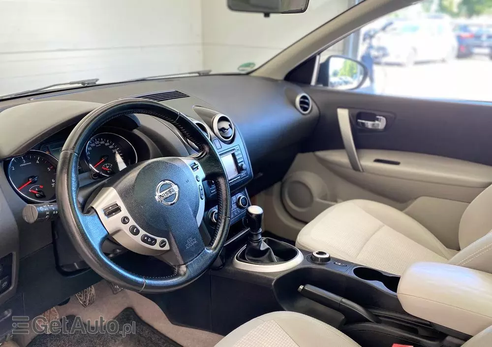 NISSAN Qashqai 1.6 dCi 4x4 Tekna