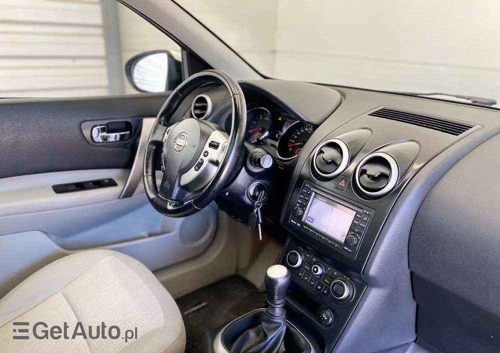 NISSAN Qashqai 1.6 dCi 4x4 Tekna