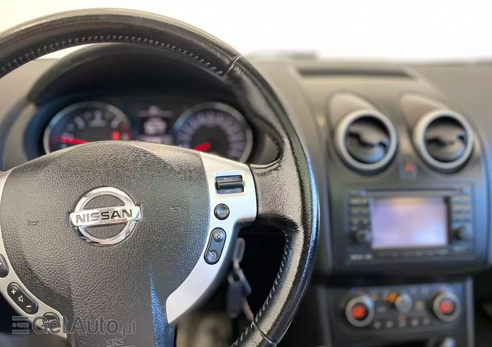 NISSAN Qashqai 1.6 dCi 4x4 Tekna