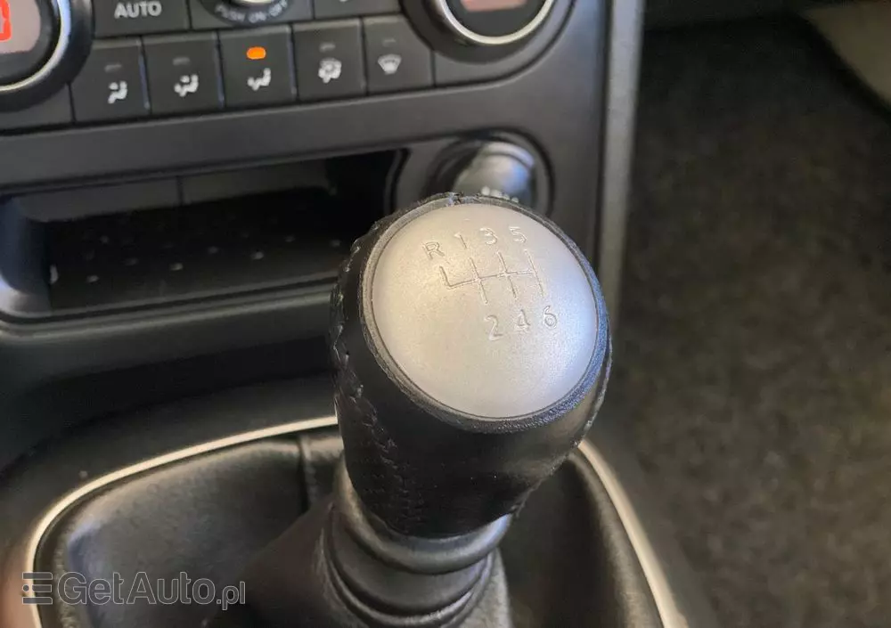 NISSAN Qashqai 1.6 dCi 4x4 Tekna