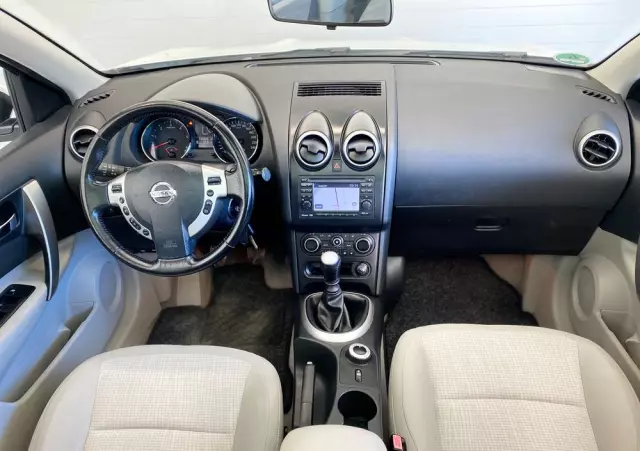 NISSAN Qashqai 1.6 dCi 4x4 Tekna