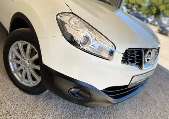 NISSAN Qashqai 1.6 dCi 4x4 Tekna