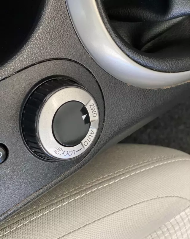 NISSAN Qashqai 1.6 dCi 4x4 Tekna