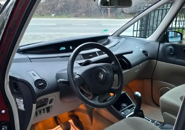 RENAULT Grand Espace Gr 2.0T 16V Privilege