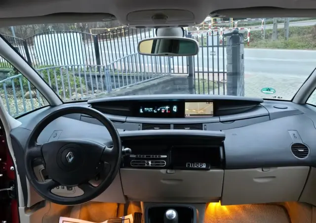 RENAULT Grand Espace Gr 2.0T 16V Privilege