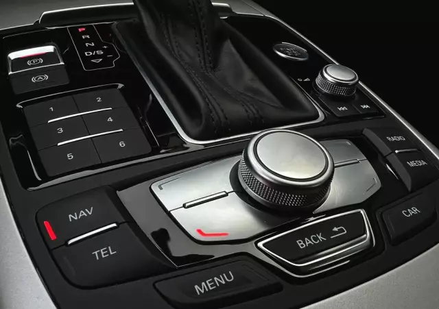 AUDI A6 2.0 TDI ultra S tronic