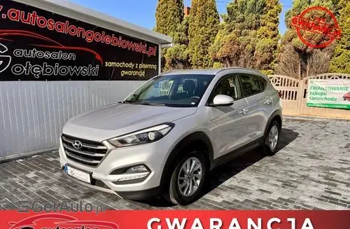 HYUNDAI Tucson 