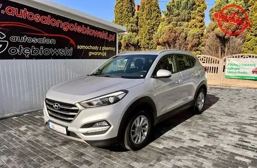 HYUNDAI Tucson 